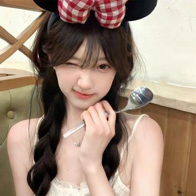 我老婆是学生会长第二季海报